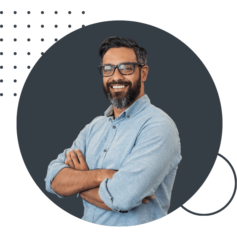 Homme d'affaires souriant